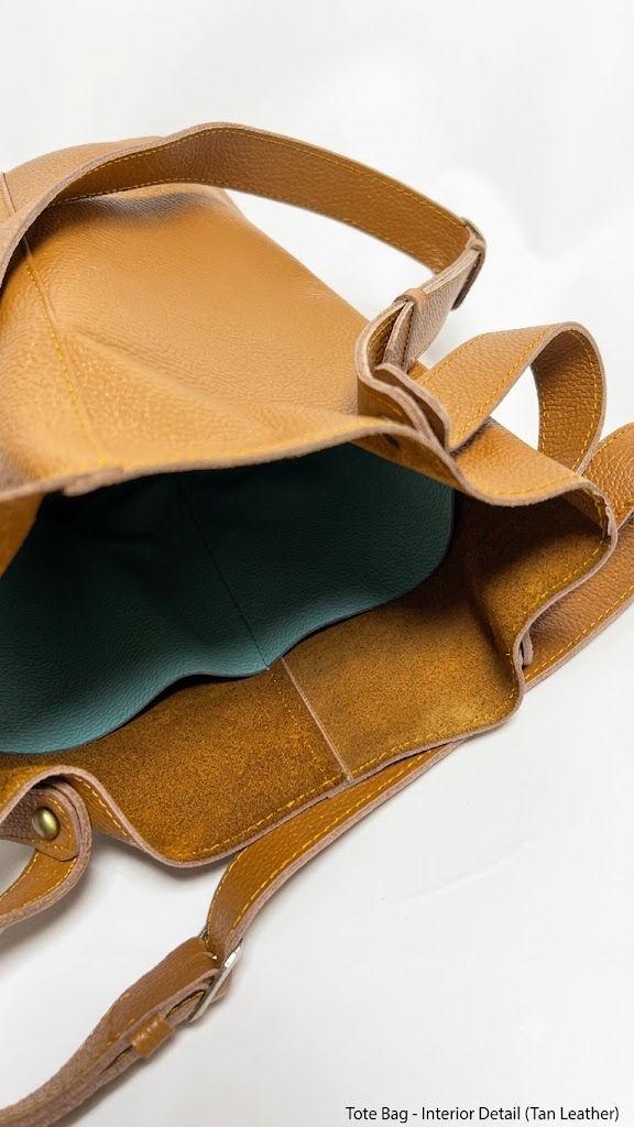Sava Bucket Bag - Image 5